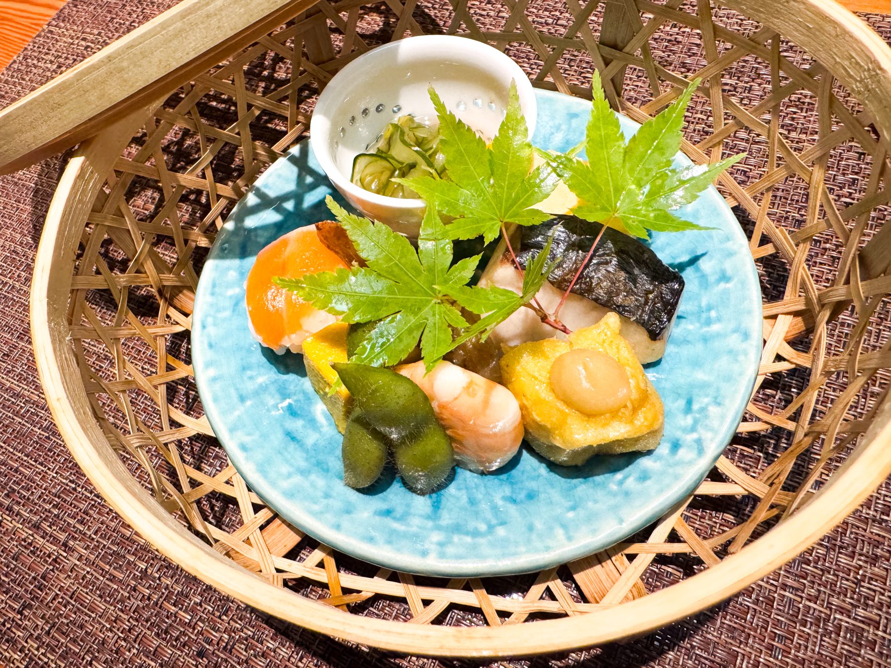 八寸
